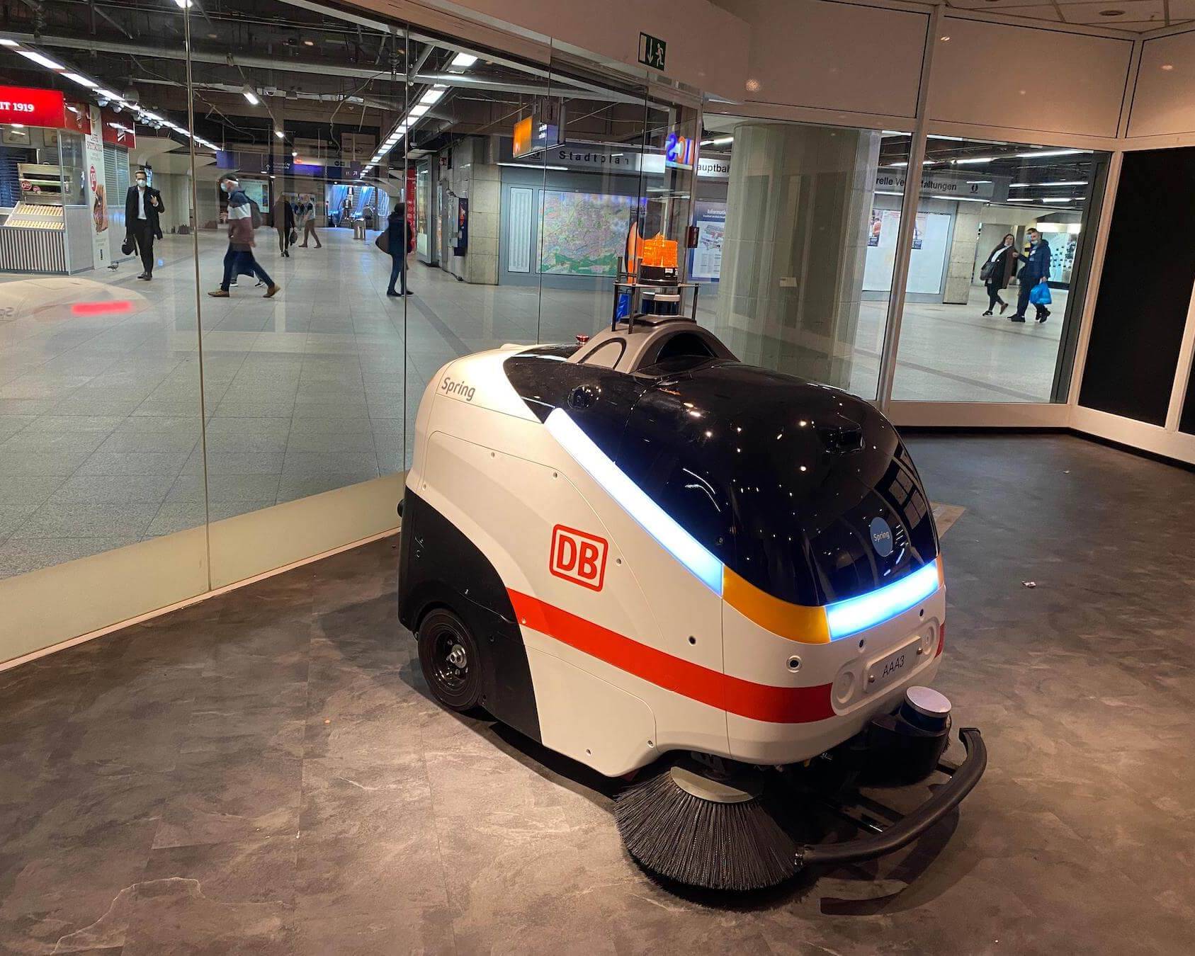 Reinigungsroboter der Deutschen Bahn (DB)